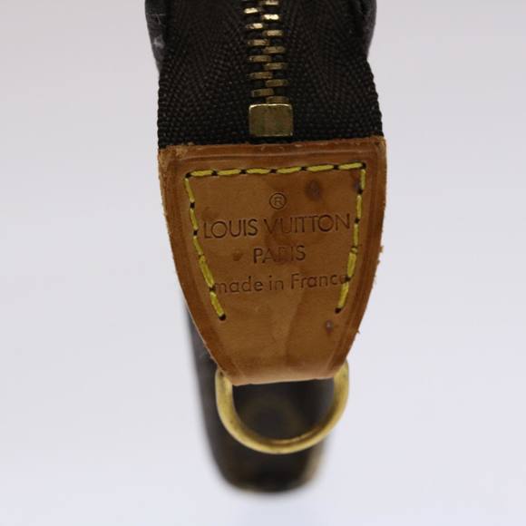LOUIS VUITTON Monogram Bucket GM Pouch Accessory Pouch LV Auth 49321 - Picture 8 of 16